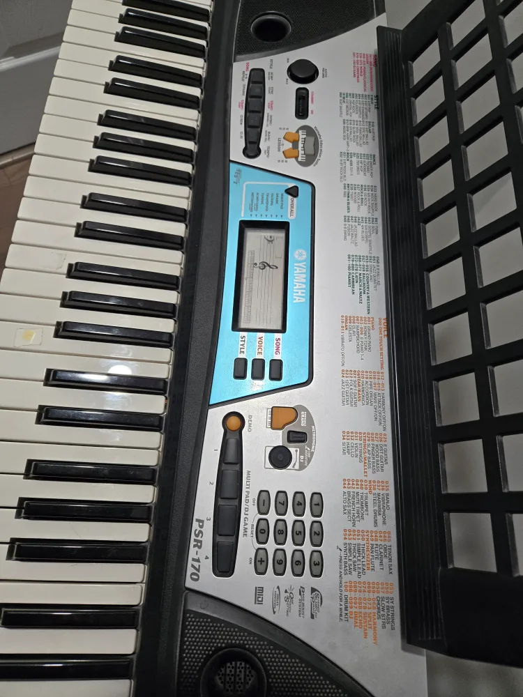 Yamaha PSR-170 Keyboard with Stand and Sustain Pedal image indicator(2)