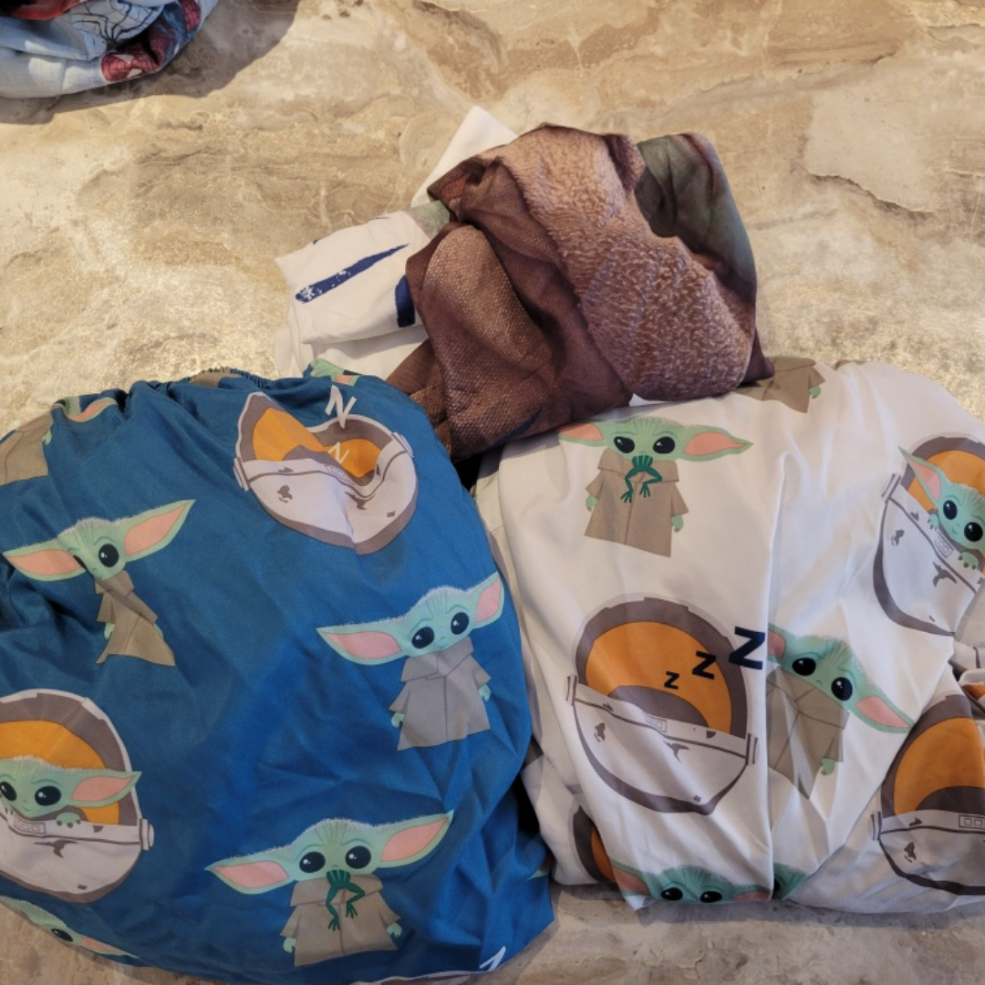 Twin Bedding! - photo 2