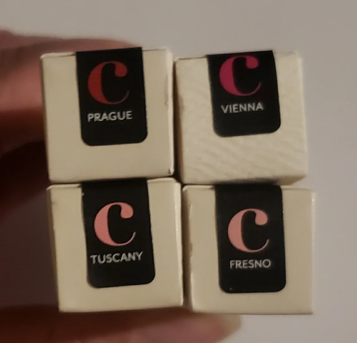 🏈 Cargo Cosmetics Essential Lip Gloss Set - 4 Shades NIB 🏈 image indicator(2)