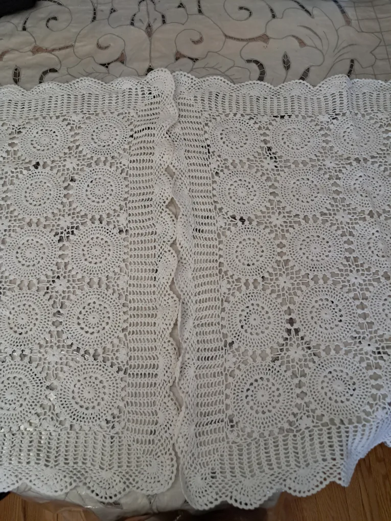 🏈Rectangular Beautiful Crochet Tablecloth image indicator(3)
