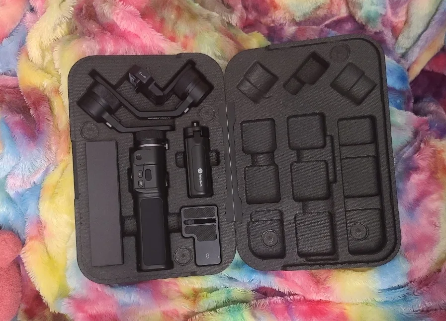 4-in-1 Handheld Gimbal Stabilizer with Tripod thumbnail