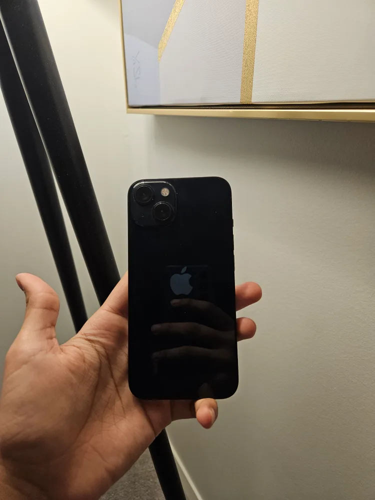 iphone 13 in excellent condition