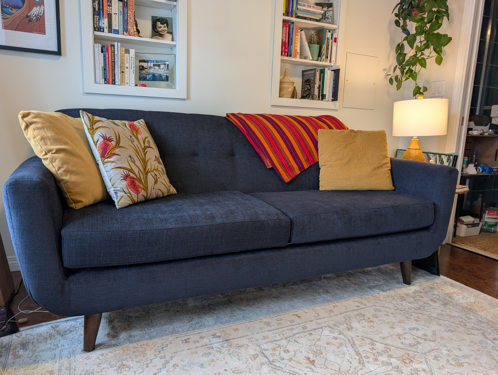 MADE IN CANADA! Mid-century modern sofa - photo 2