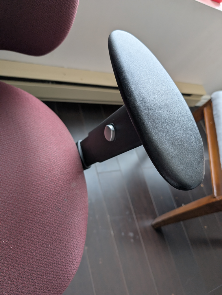 computer chair - photo 4