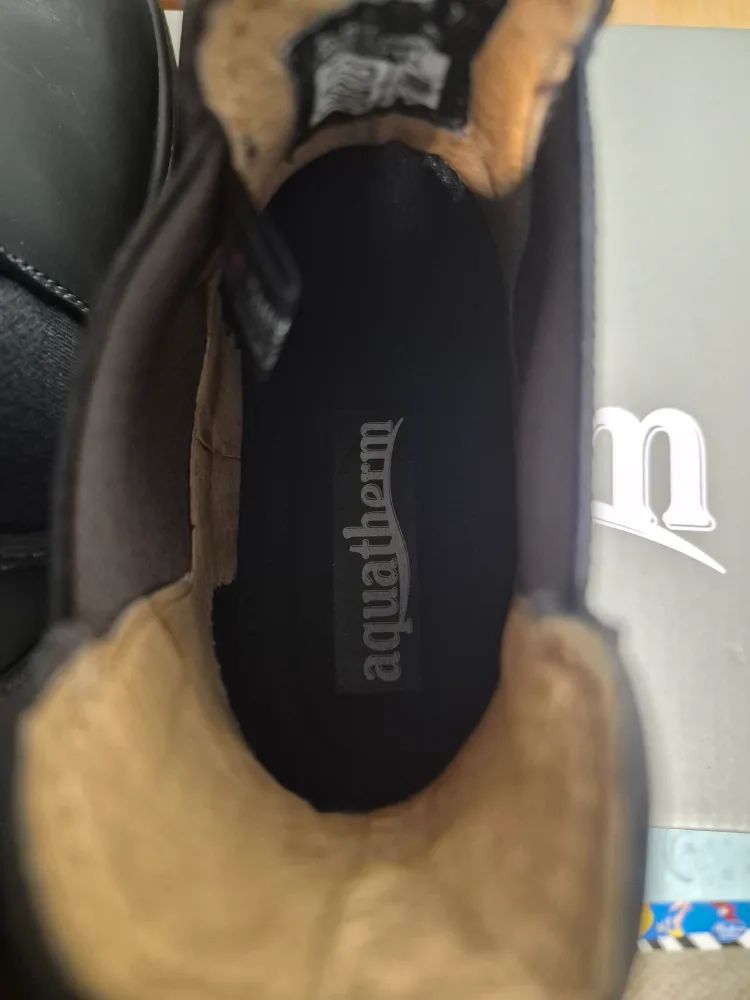 Aquatherm Bryanna2 Women's Black Chelsea Boots - Size 7 image indicator(3)