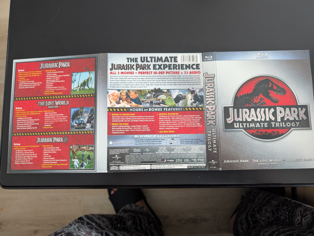 Jurassic Park Ultimate Trilogy Blu-ray - photo 2