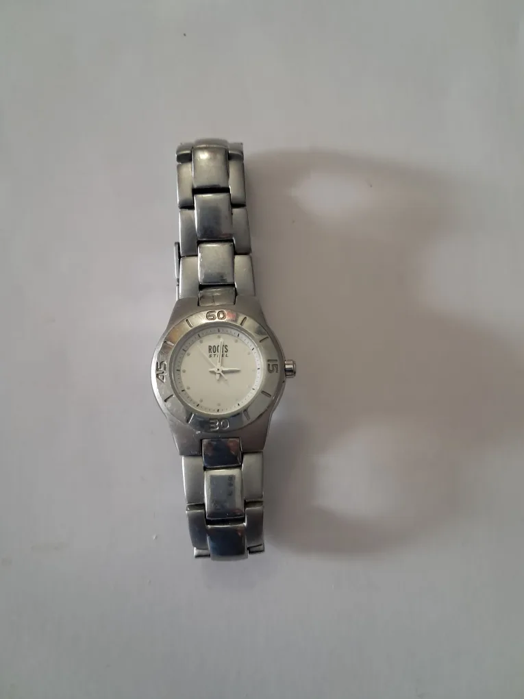 Roots Women's Stainless Steel Watch image indicator(2)