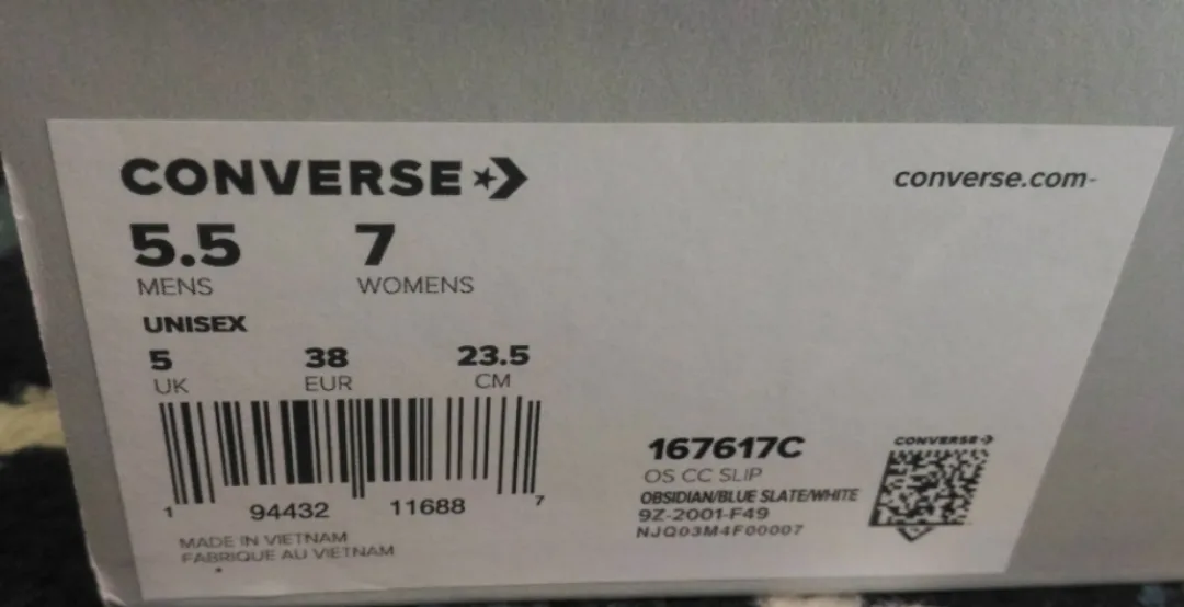 Converse CONS Unisex Slip-On Sneakers - Size 7 Women's/5.5 Men's image indicator(4)