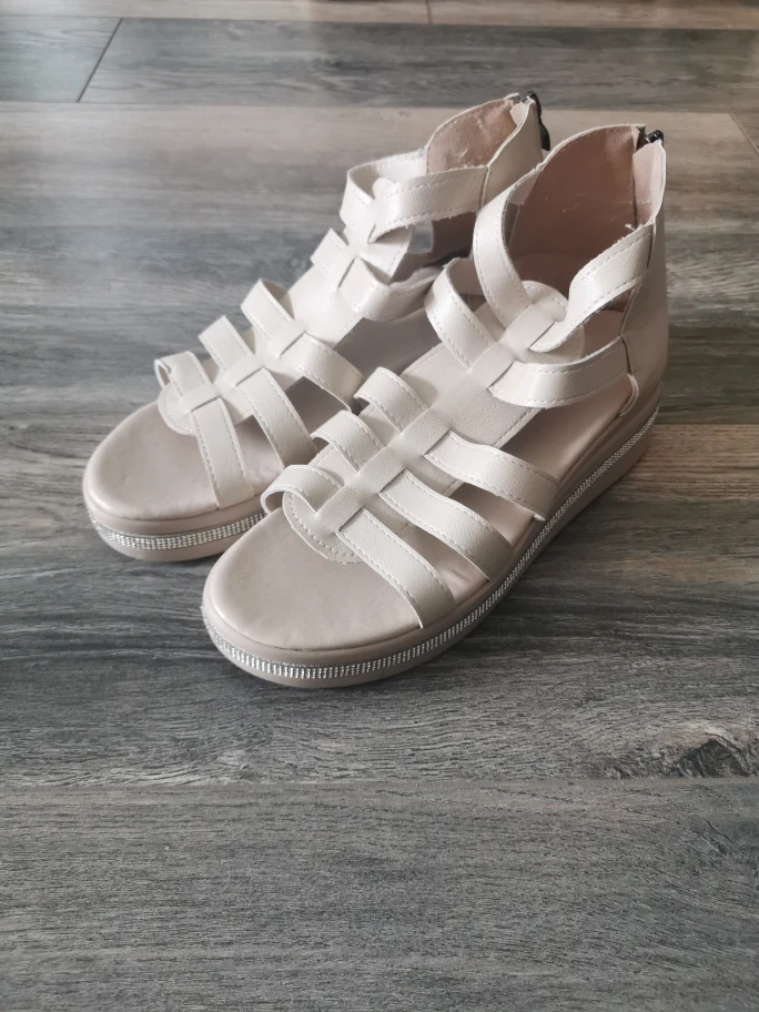 Women's Beige Gladiator Sandals Size 40