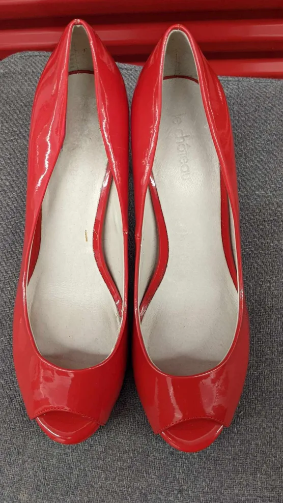 Red Patent Leather Peep-Toe Heels - Size 10M (Kit Cat Club) image indicator(3)