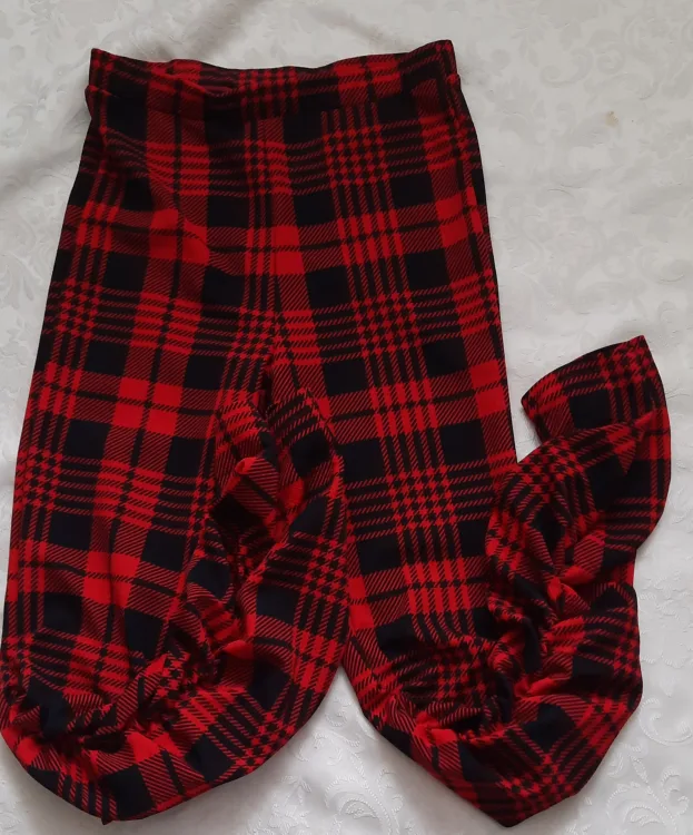 Red and Black Plaid Pant image indicator(3)
