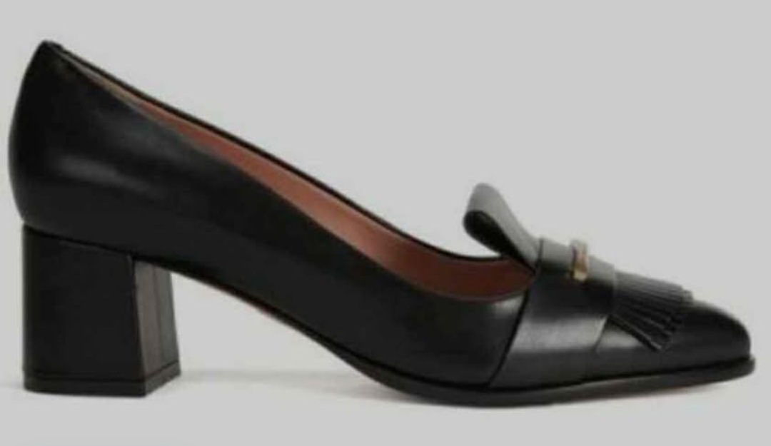Hugo Boss Buckle Fringe Heels - photo 5