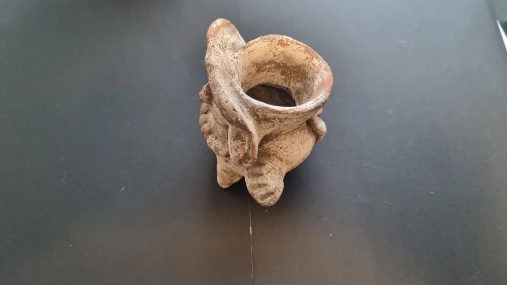 Ancient Mesoamerican Figurine image indicator(4)