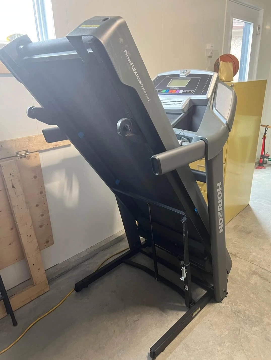 Horizon Fitness T101 Treadmill