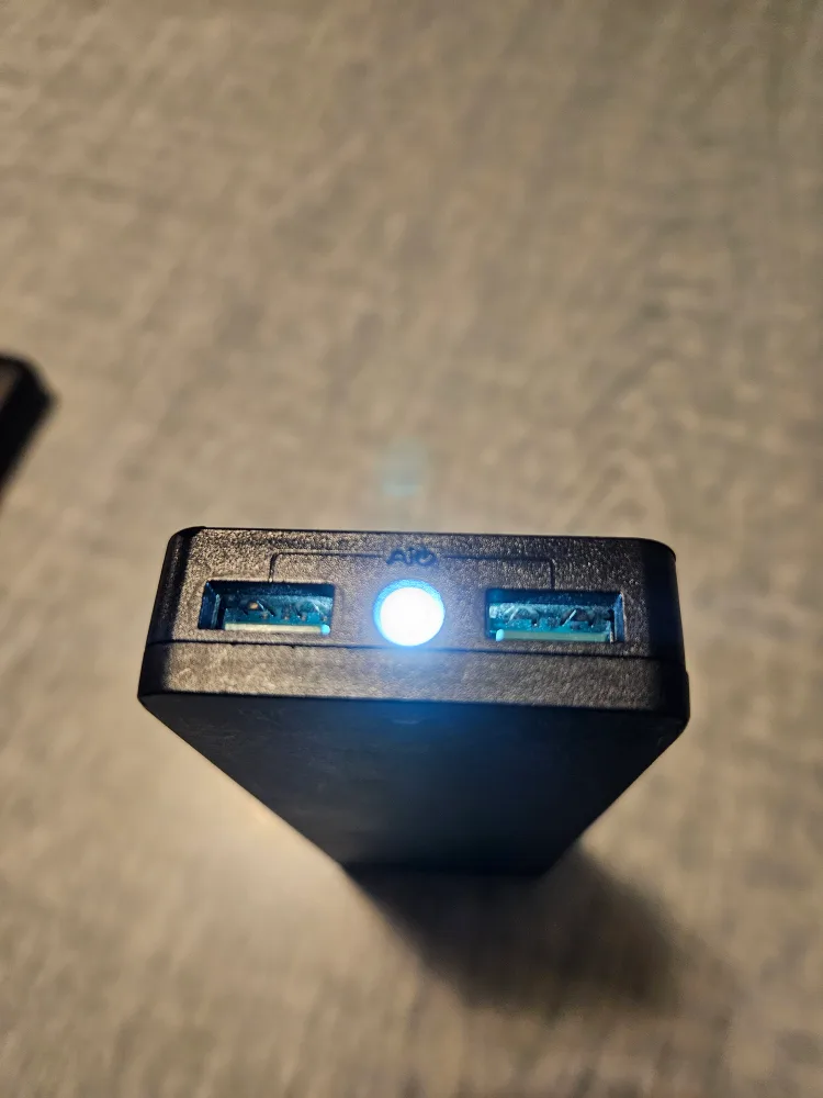 AUKEY PB-N28 12000mAh Power Bank charger 🏈 image indicator(4)