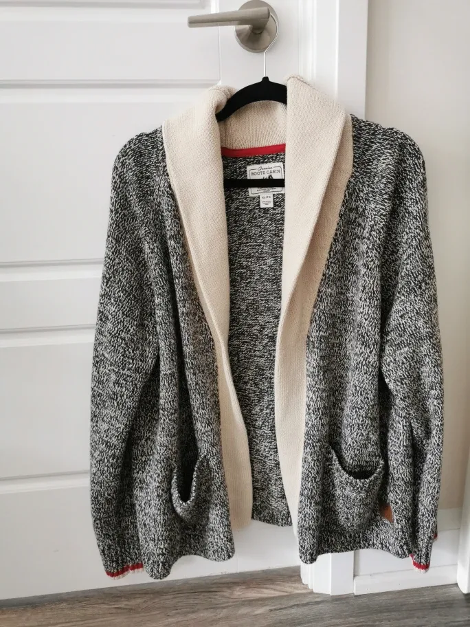 Roots Cabin Cardigan Sweater - Size XL image indicator(4)