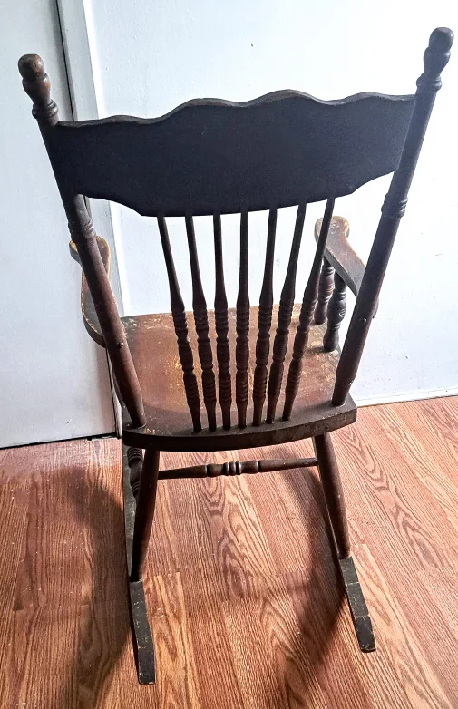 Antique Wooden Rocking Chair image indicator(3)