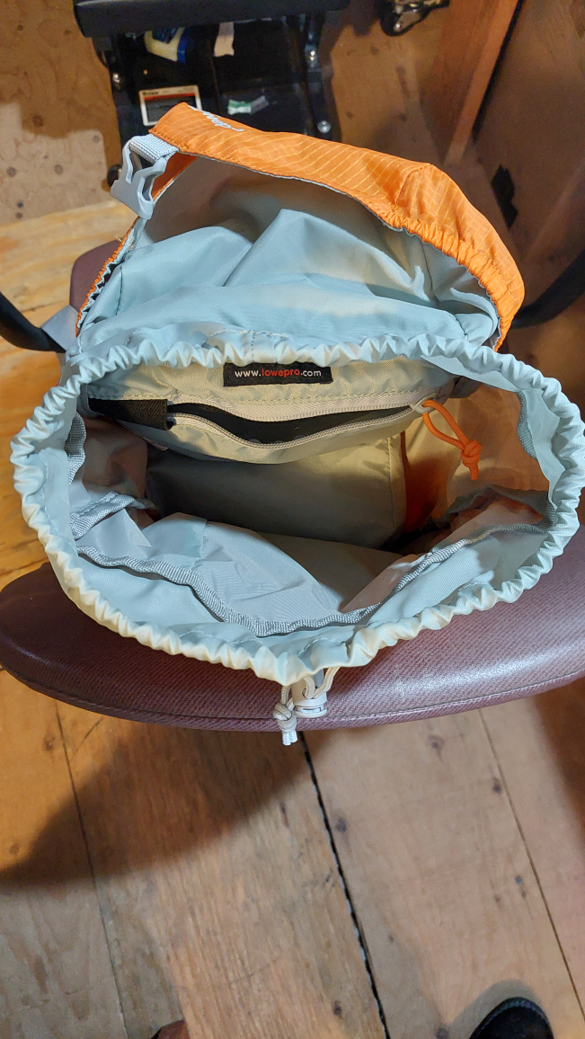 Lowepro Sling Camera Bag - photo 2
