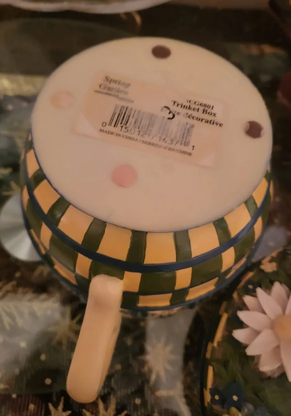 Floral Teacup Trinket Box with Butterfly image indicator(8)