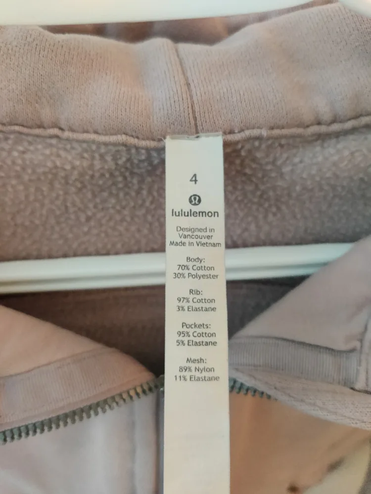 Lululemon pinkish purple scuba size 4 image indicator(3)