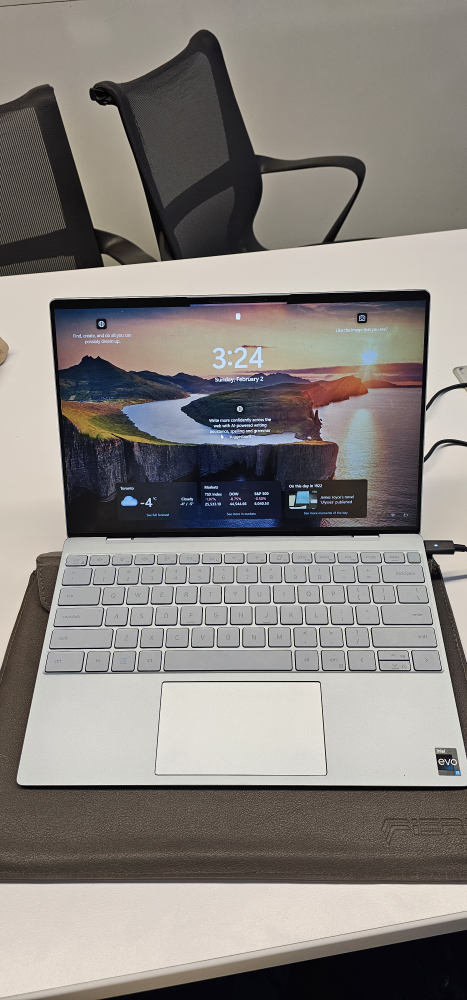 Dell XPS13 - Excellent Condition - photo 2