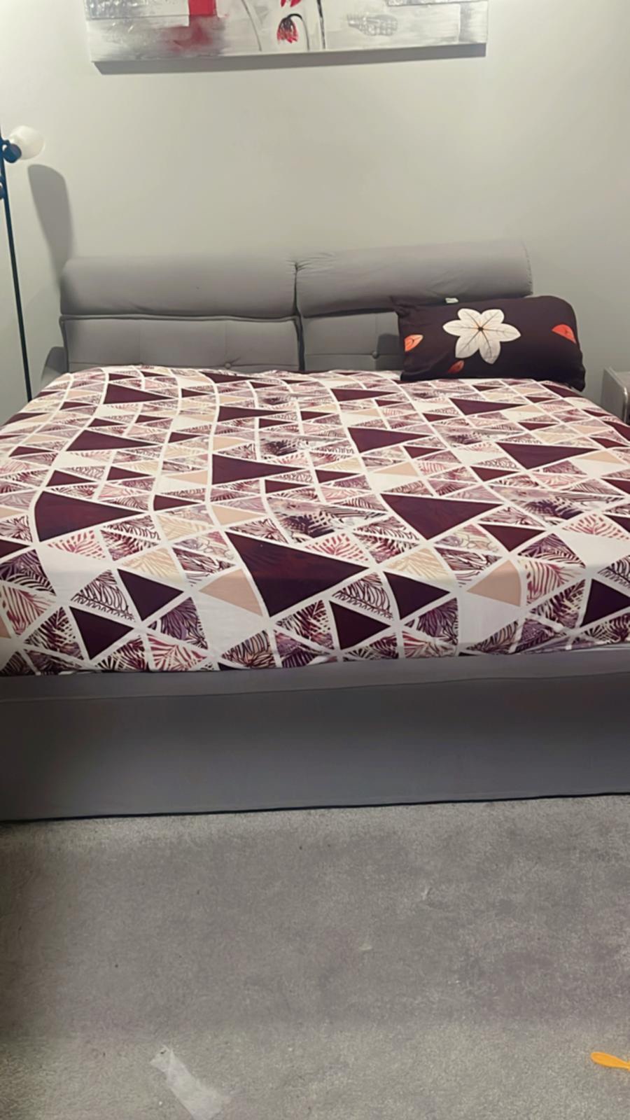 King size bed