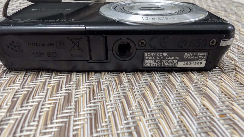 Sony DSC-W710/B 16 MP Digital Camera – Black image indicator(5)