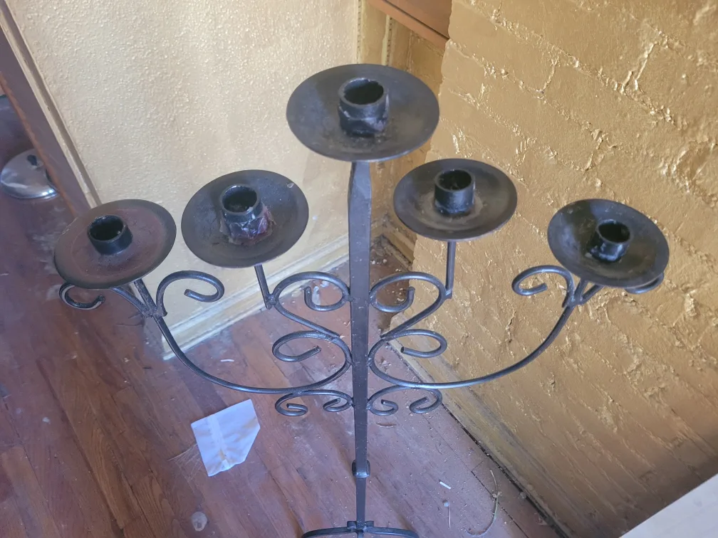 Ornate 5-Arm Black Metal Candle Holder image indicator(2)