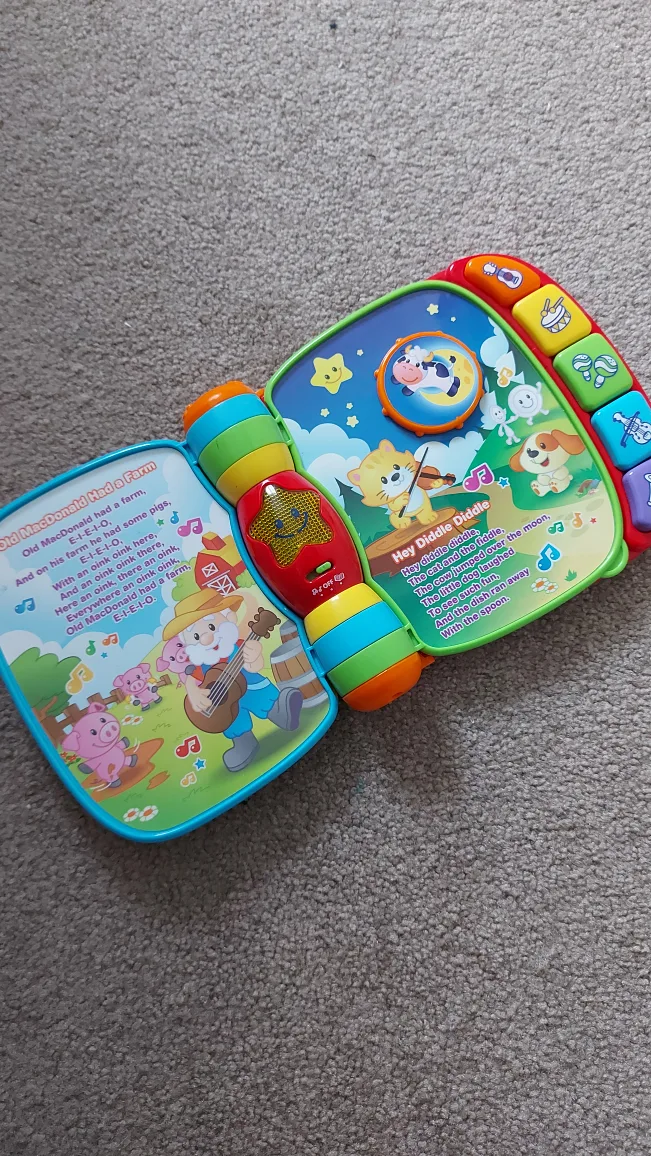 VTech Musical Rhymes Book image indicator(3)