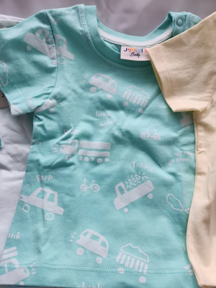 6 Short-Sleeve T-Shirts Size 6-12m image indicator(3)