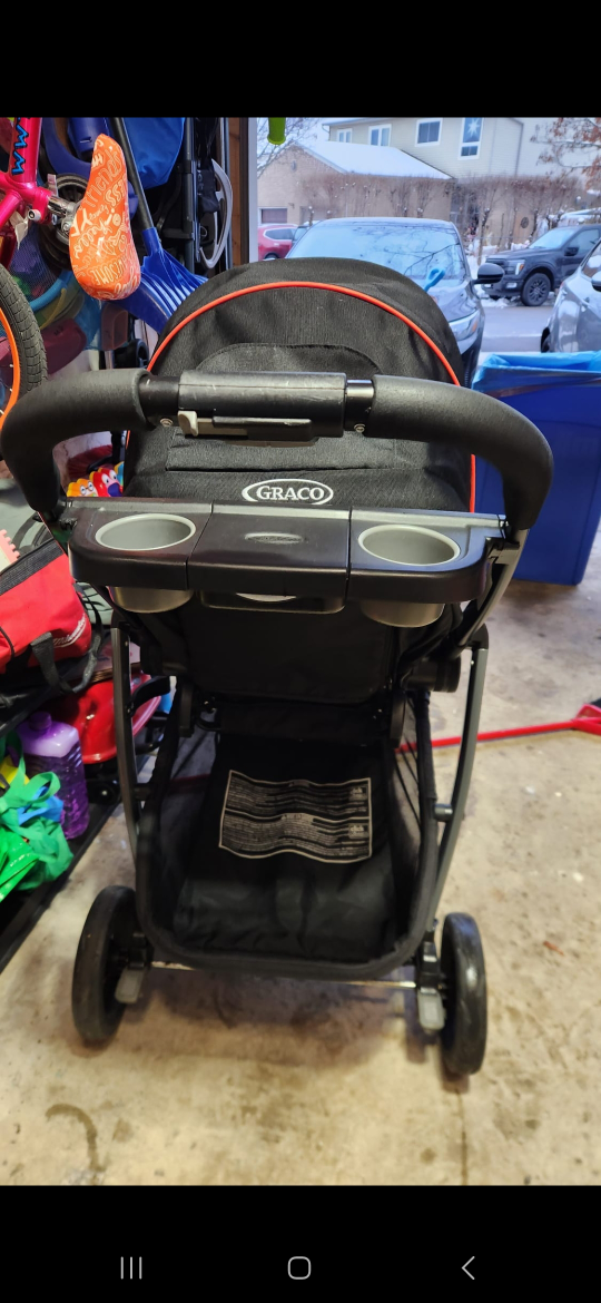 Graco lightweight stroller and car seat