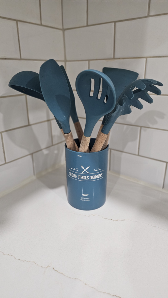 Move out sale Kitchen Utensils