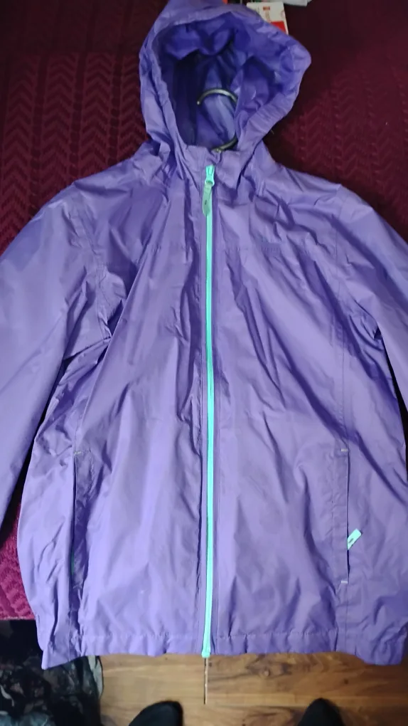 Girls' Purple Columbia Rain Jacket, GIRLS LARGE image indicator(2)