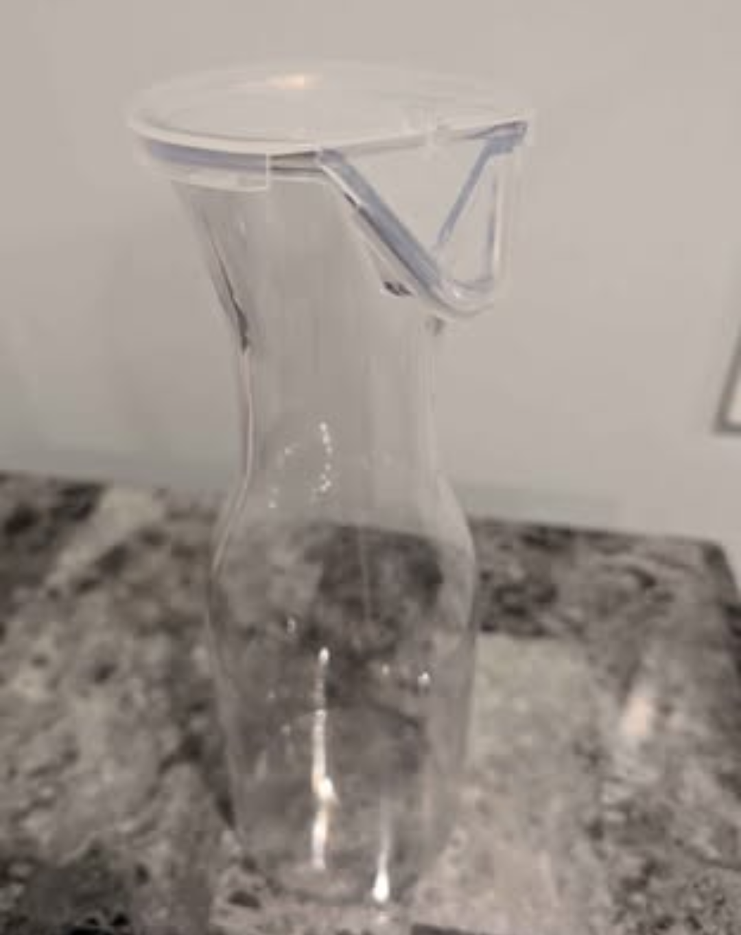 2 Containers with lids - photo 2
