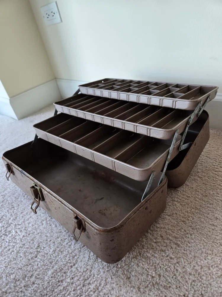 Vintage My Buddy Tackle Box image indicator(8)