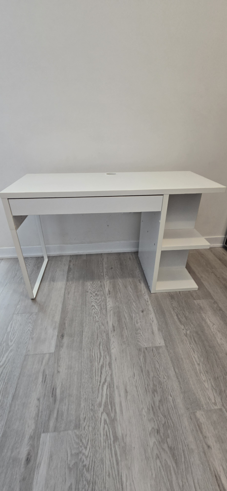 White Ikea Desk Disassembled