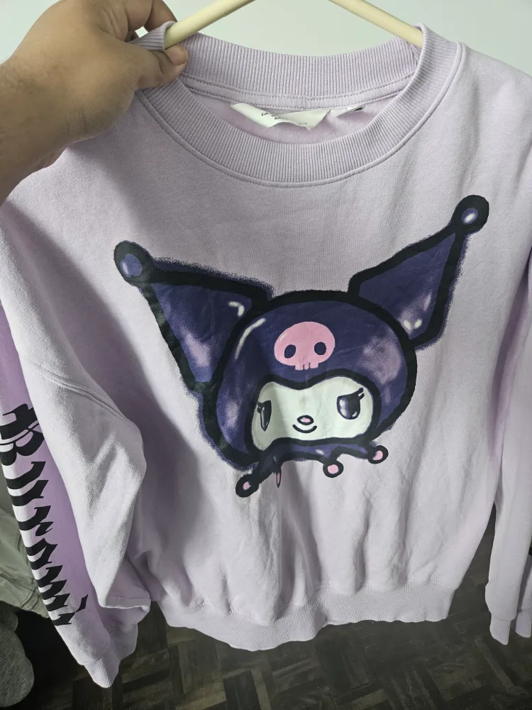 Kuromi x Sanrio Lavender Crewneck Sweatshirt image indicator(2)