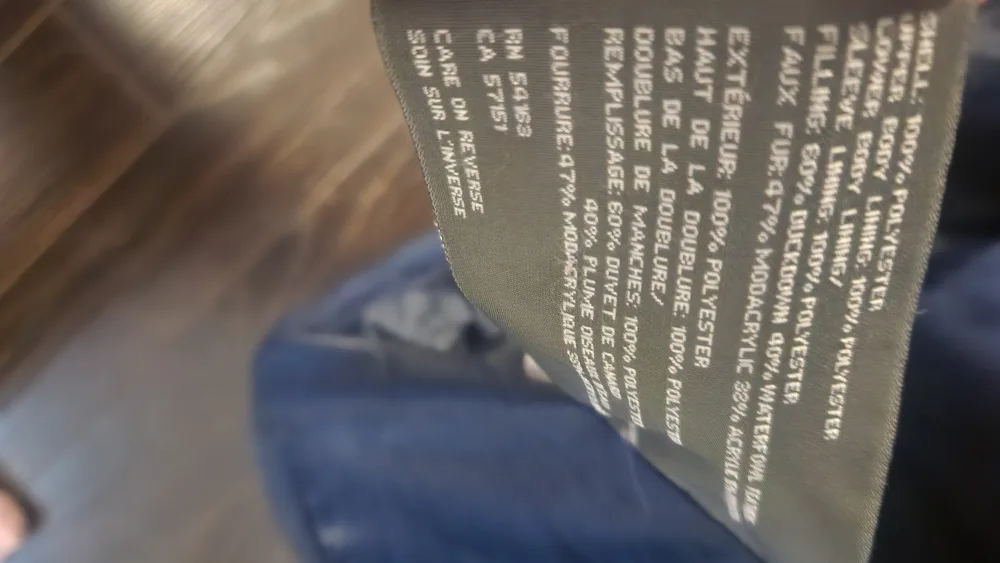 Stay Warm.. Coats in New Condition image indicator(8)