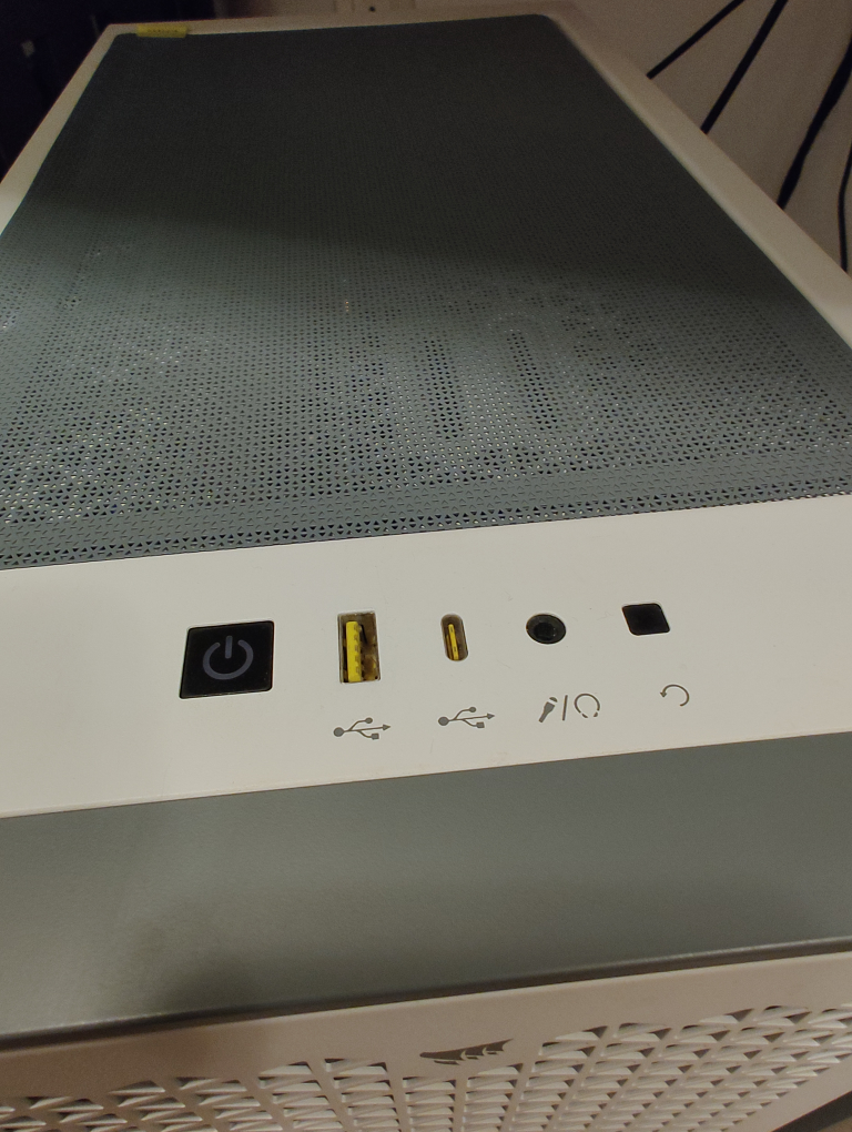 Corsair 4000D Airflow White PC Case - photo 3