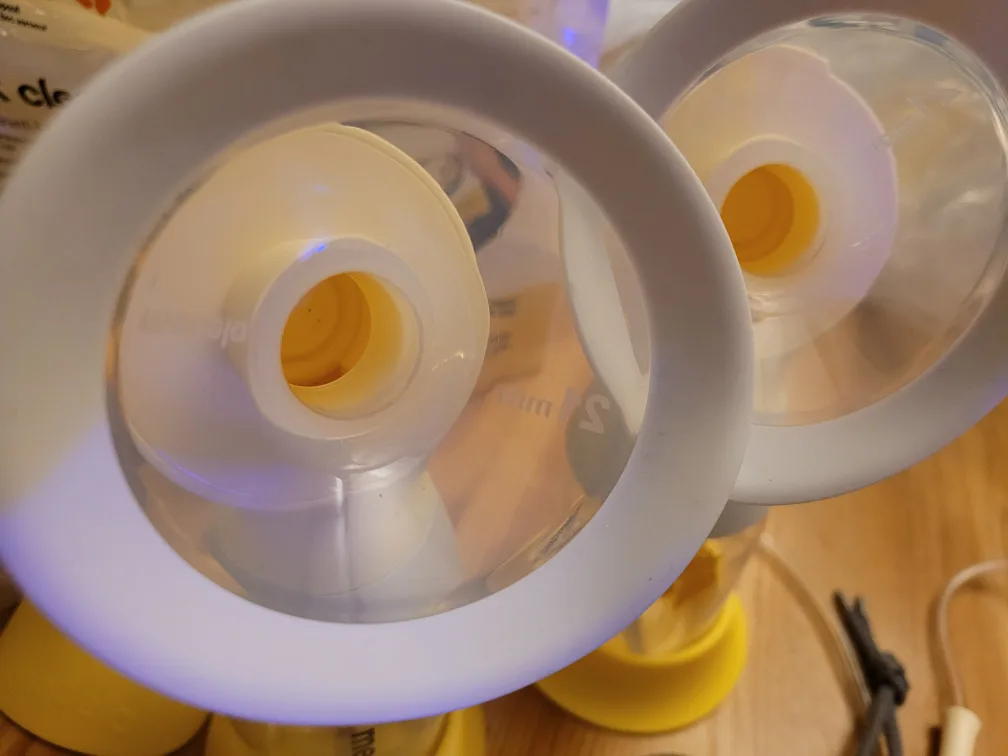 Medela Freestyle Flex Double Electric Breast Pump with extras image indicator(6)