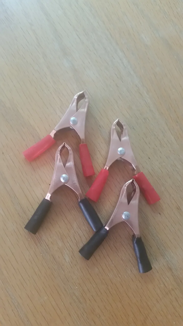 Set of Four Alligator Clips image indicator(2)