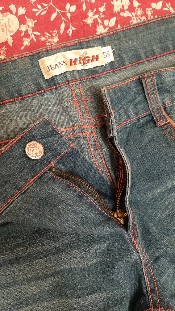 Jeans High - Size 29 Women's Jeans image indicator(4)