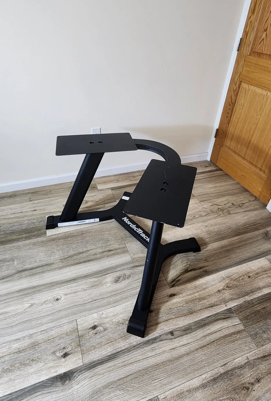 NordicTrack Adjustable Weight Dumbbells Stand image indicator(2)