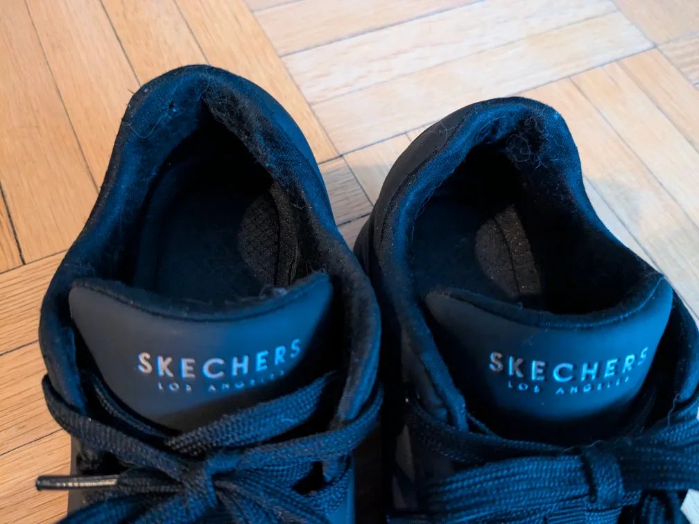 Skechers Black Sneakers - Size Women's 7.5 US image indicator(3)