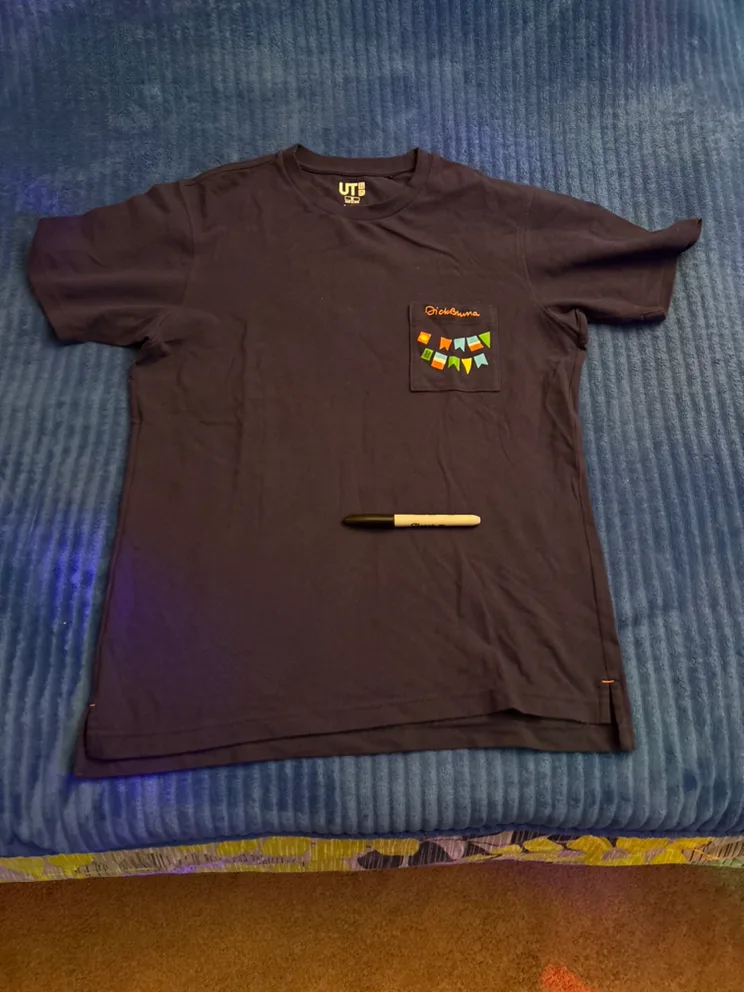 Men’s Shirts and hoodies image indicator(6)