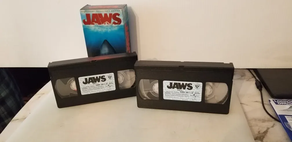 Jaws VHS , two tape set . image indicator(6)