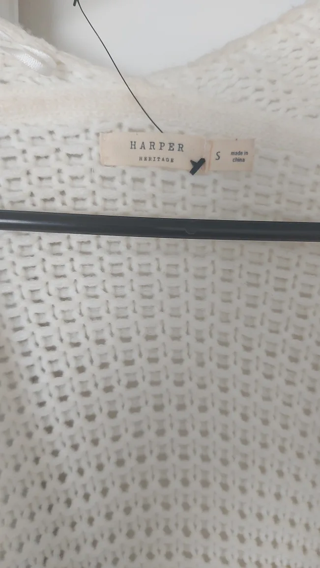 Women's cardigan, size S #freecycle image indicator(2)