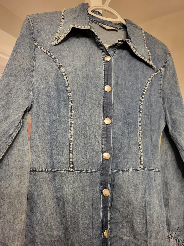 Vintage-inspired Denim Dress with Pearl Detailing image indicator(2)