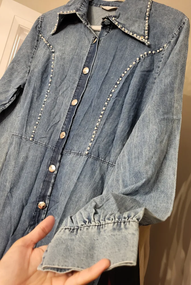 Vintage-inspired Denim Dress with Pearl Detailing image indicator(9)