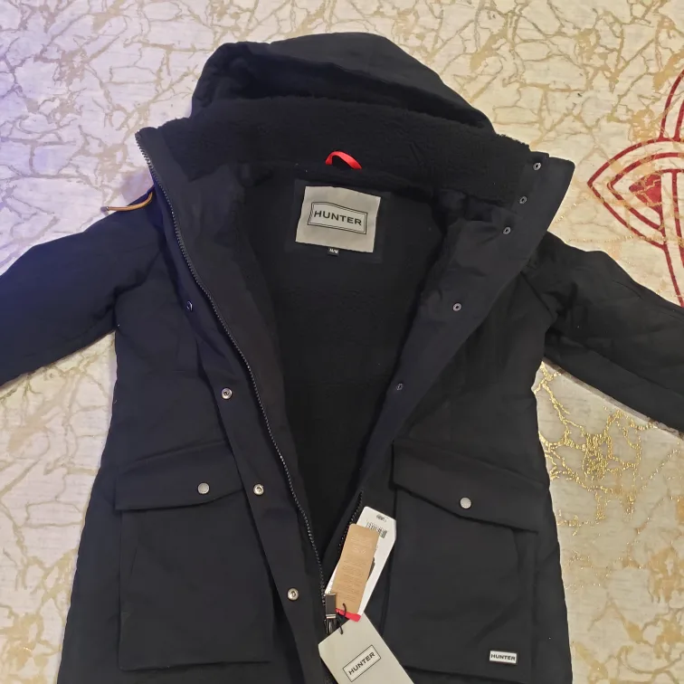 Band new Hunter Women's Black Parka Jacket Size M/M image indicator(2)